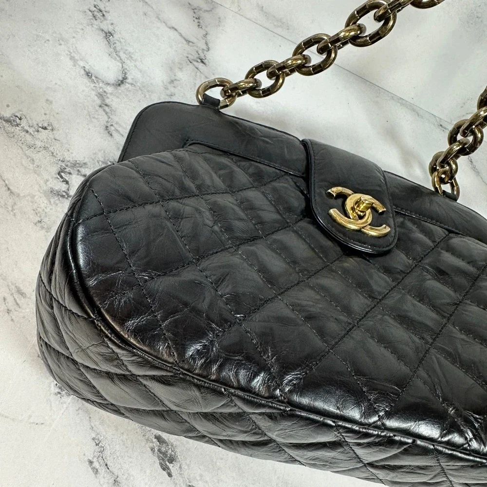 Chanel Frame Shoulder Bag CC Distressed Quilted Leather Black/Gold Thick Chain - Picture 12 of 16